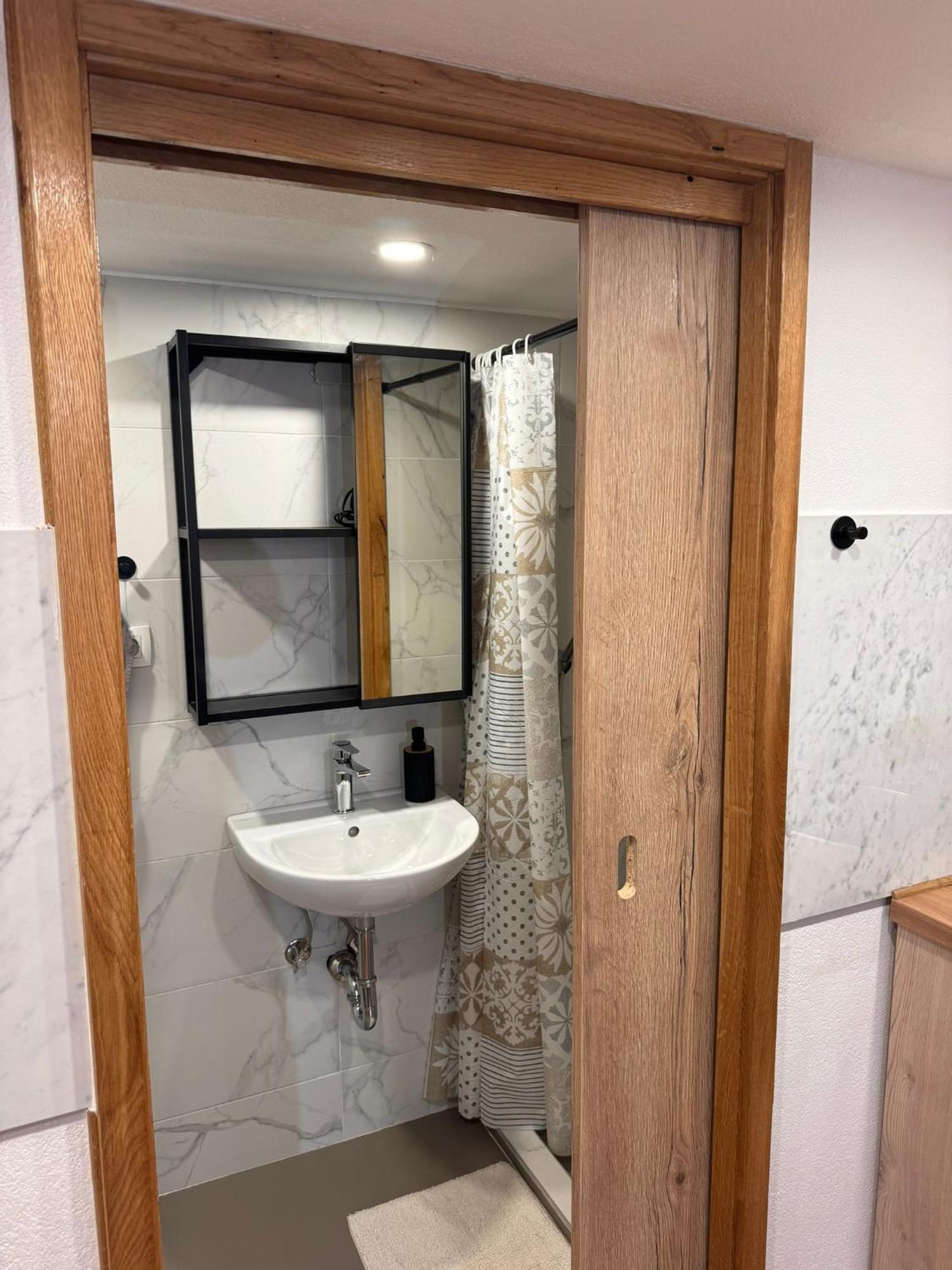 Zenroom Apartments Ljubljana Dış mekan fotoğraf